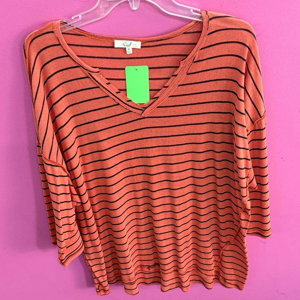 easel Coral Striped V-Neck Long Sleeve Tee